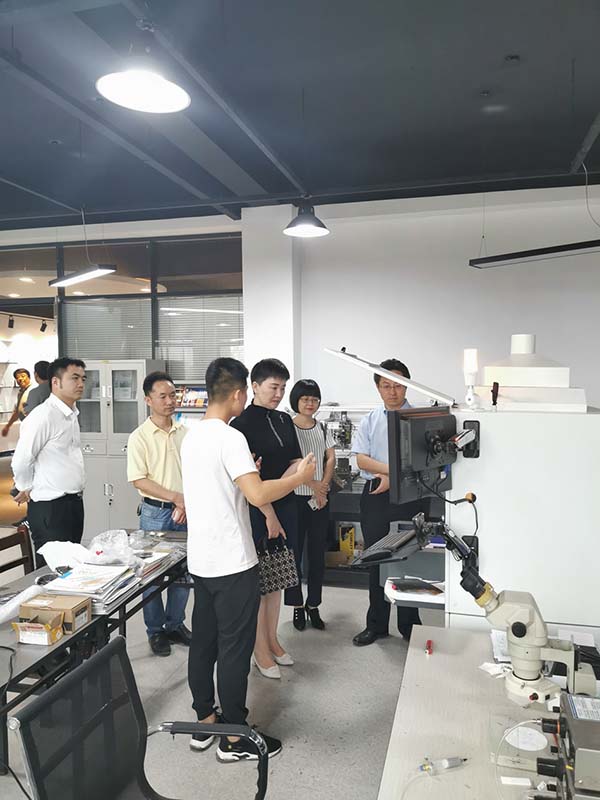 华为中国区高级副总裁林睿琦女士莅临指导工作